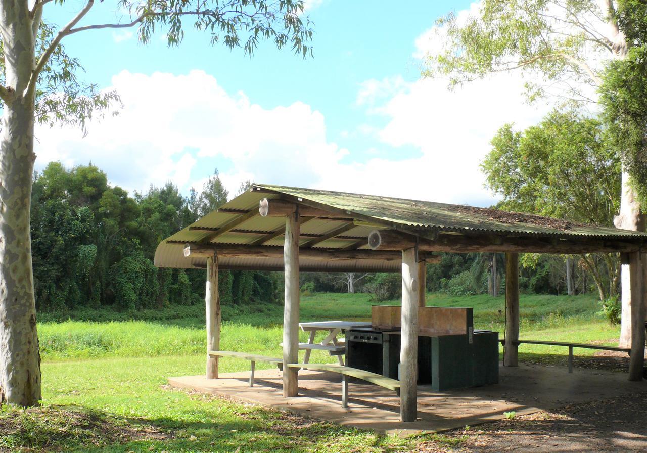Lismore Lake Holiday Park Bagian luar foto