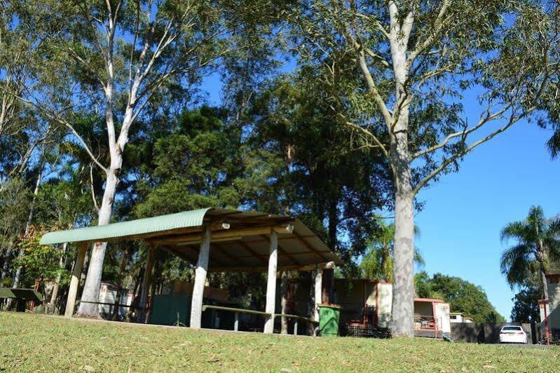 Lismore Lake Holiday Park Bagian luar foto
