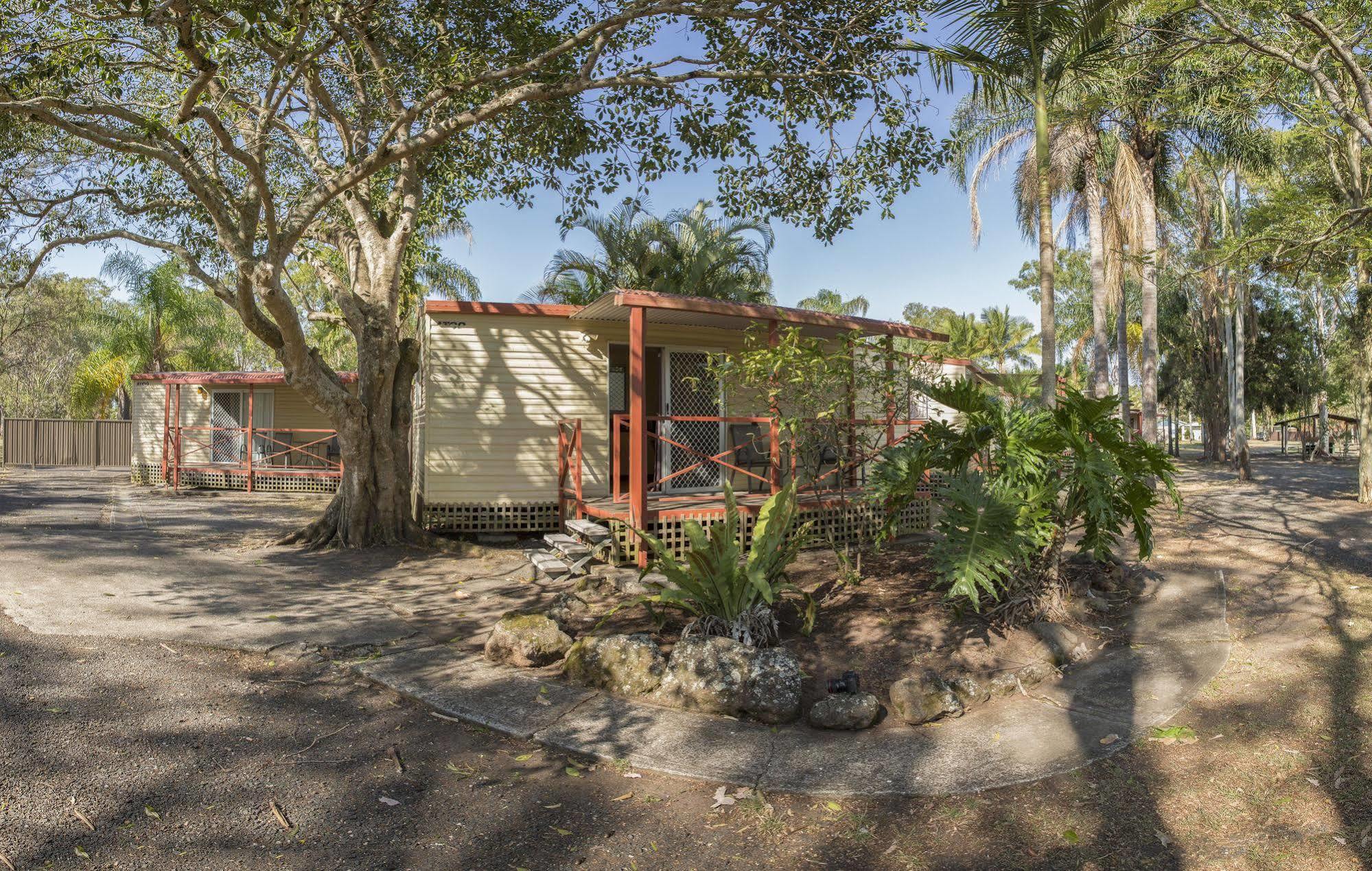 Lismore Lake Holiday Park Bagian luar foto